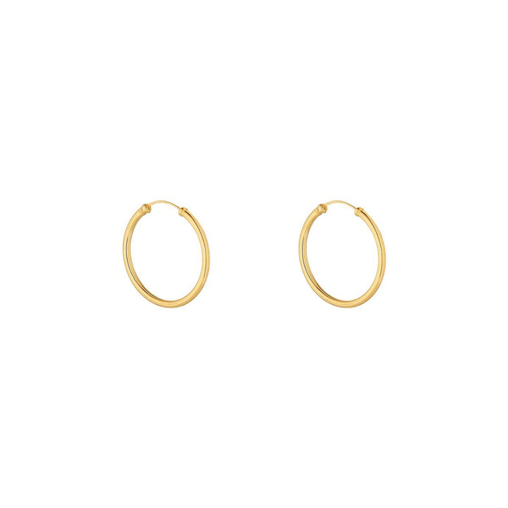 9ct gold 18mm sleeper hoop earrings on white background