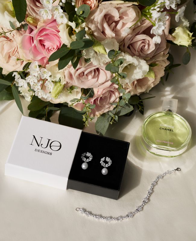 Silver bridal earrings in NJO box