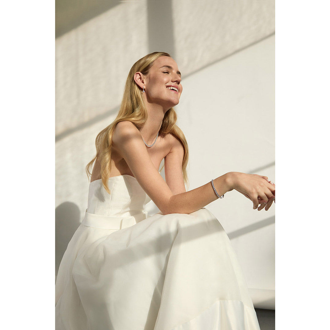 bride wearing sterling silver bridal jewellery